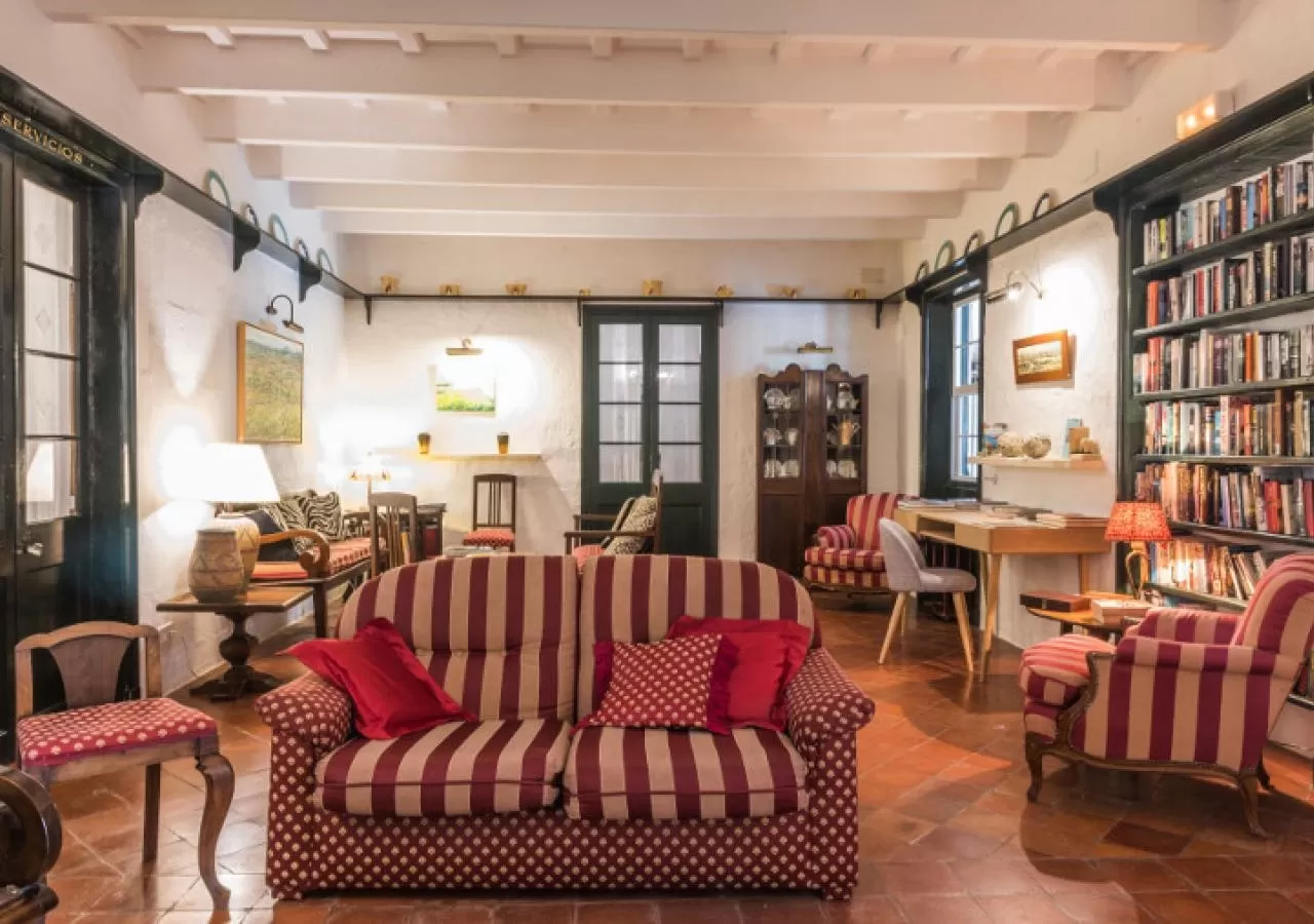 Salon biblioteca 2-289